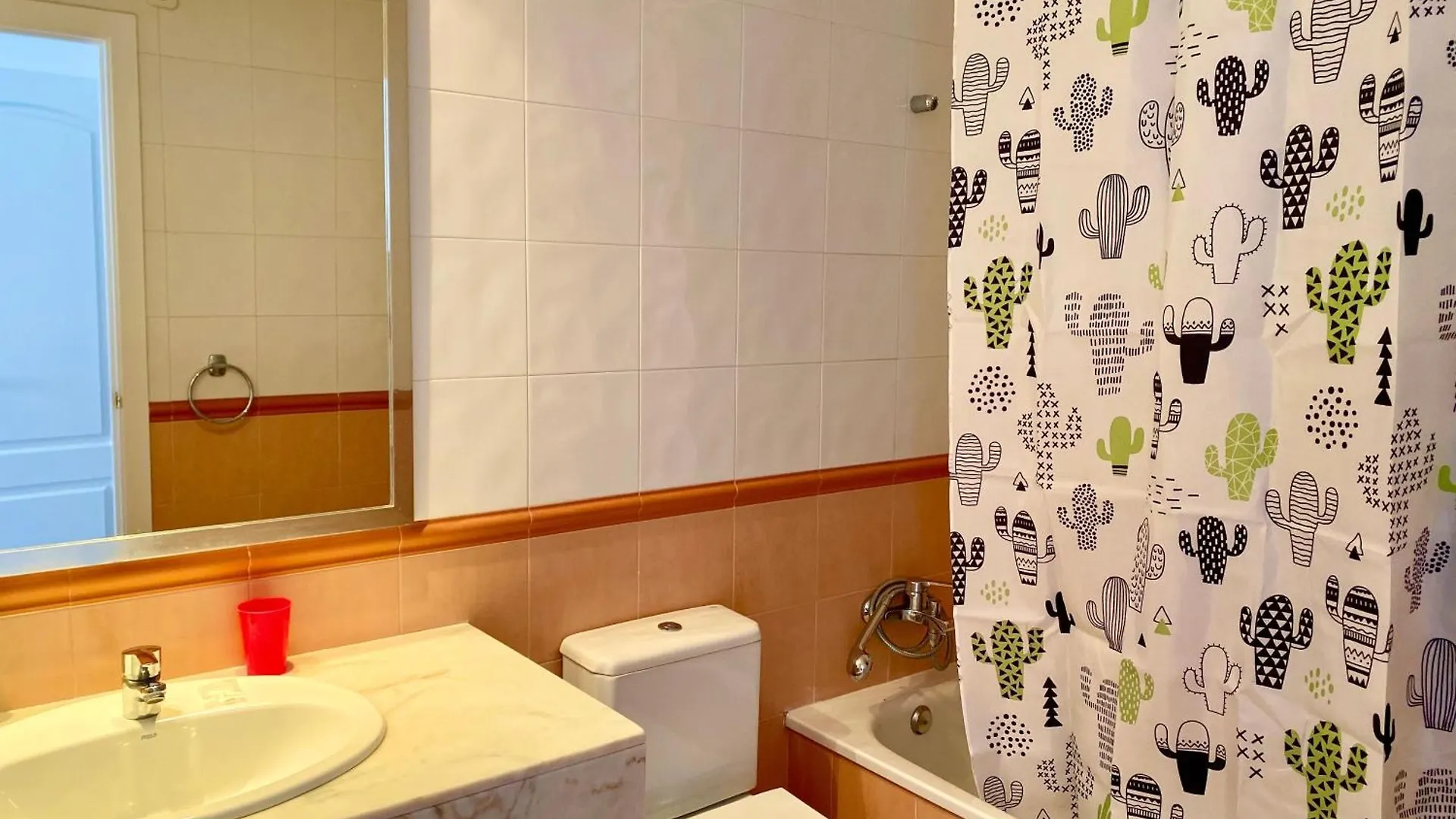 Komfortable Ferienwohnung Sa Cofa In Pals Apartment